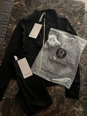 lululemon Black Zip Hoodie Set in Packaged Presentation